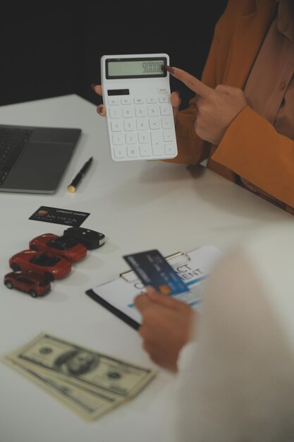 How to compare payout methods